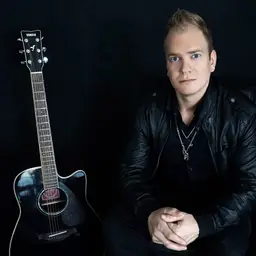 Mikko Mäkeläinen & Myrskylyhty – M/S Finlandia, Helsinki